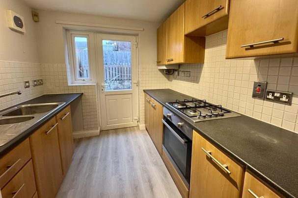 2 bedroom semi-detached house to rent - Photo 1