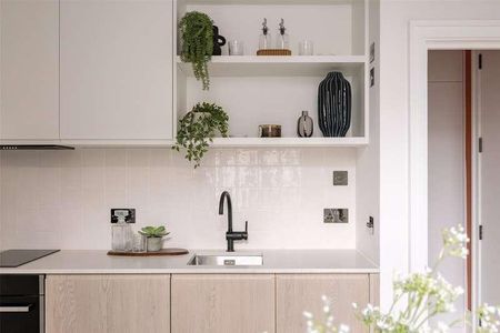 Warwick Road, Earls Court, London, SW5 - Photo 4