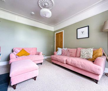 4 bedroom terraced house to rent - Photo 1