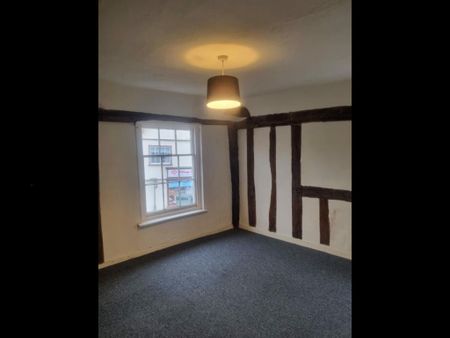 3 bedroom flat to rent - Photo 2