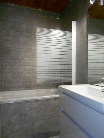 Location Appartement 3 pièces 68m² BESANCON 25000 - Photo 3
