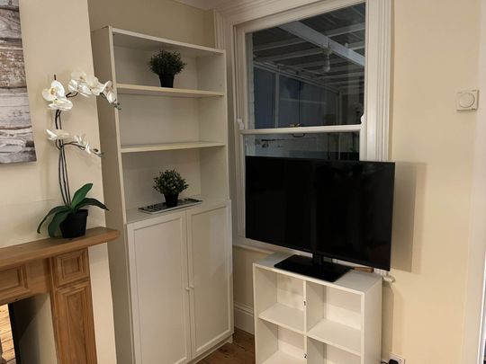 Room 4, 30 Springfield Road, Guildford, Surrey GU1 4DP - Photo 1