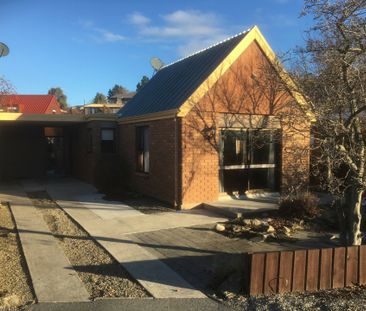 QUIET TWO BEDROOM HOME - Photo 2