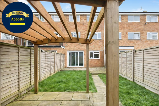 House share to rent - Photo 1