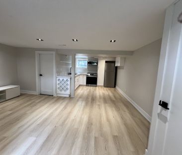 For Lease - 1026 Hedge Drive, Mississauga, Ontario - Photo 1