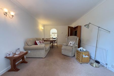 1 bedroom retirement property to rent - Photo 3