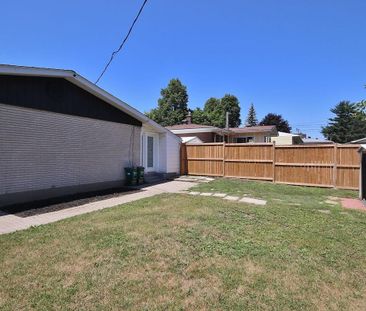 For Lease - 2555 Iris Street Unit# B, Parkway Park - Queensway Terr... - Photo 6