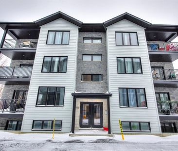 Appartement Saint-Zotique À Louer - Photo 3