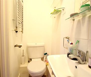 En-Suite Room to rent- Canada Water, SE16 - Photo 2