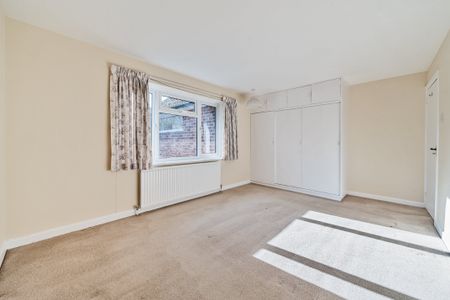 Walker Road, Maidenhead - Photo 2