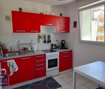 Location Appartement 3 pièces 65m² ST AVOLD 57500 - Photo 2