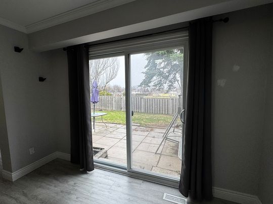For Lease - 49 Doncaster Drive Unit# Basement, Brampton, Ontario - Photo 1
