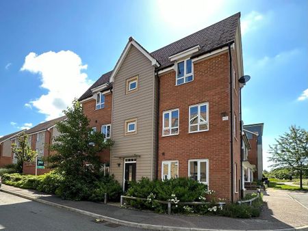 4 bedroom semi-detached house to rent - Photo 4