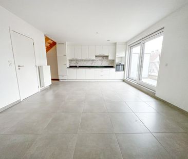 Ruim 2slpk appartement in het centrum van Waarschoot - Foto 2