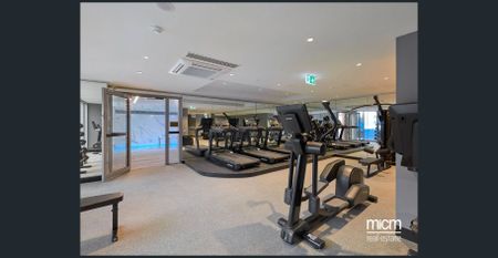 UNFURNISHED CHIC ONE BEDROOM APARTMENT LOCATED IN THE HEART OF SOUTHBANK!!! - Photo 4