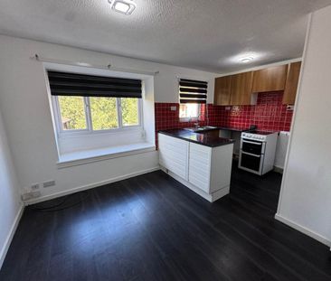 Walesby Court, Cookridge, Leeds - Photo 4