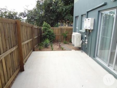 9/11 Le Geyt Street, Windsor - Photo 3