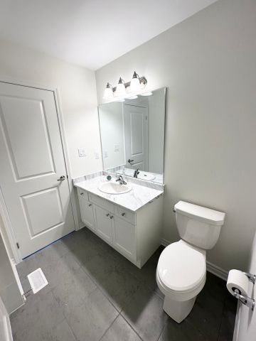 For Lease - 3023 Hollyberry Trail, Pickering, Ontario - Photo 2