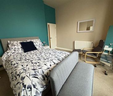 Trinity Road, Scarborough, YO11 - Photo 6