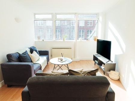 1 bedroom flat to rent - Photo 2