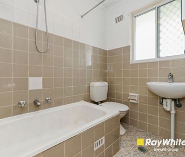 Bright 1-Bedroom Unit with Private Balcony - Photo 4