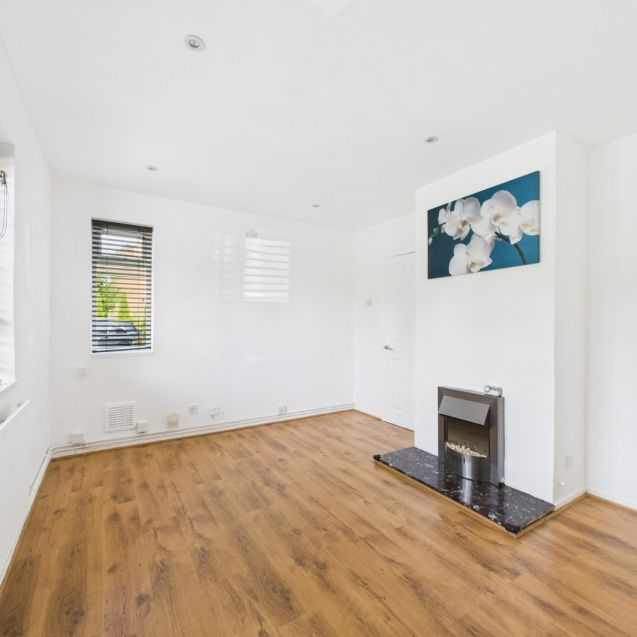 Briery Way, Amersham, Buckinghamshire,HP6 - Photo 1