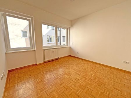 3-Zimmer-Wohnung mit Balkon und Blick auf den Marktplatz - Foto 3