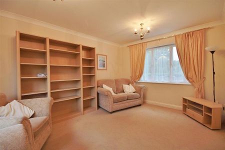 3 bedroom semi-detached house to rent - Photo 2