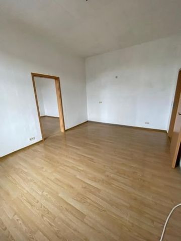 GroÃe gerÃ¤umige 5 Raum Wohnung Wilkau-HaÃlau ab 01.10.2024 zu vermieten - Foto 4