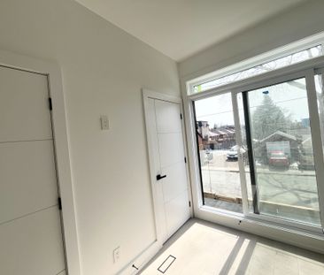 For Lease - 171 Durant Avenue Unit# Unit 2, Toronto, Ontario - Photo 5