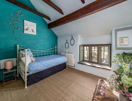 3 Bedroom Semi Detached To Let - Photo 4