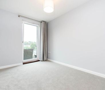 2 Bed Flat, Park Road, N8 - Photo 4