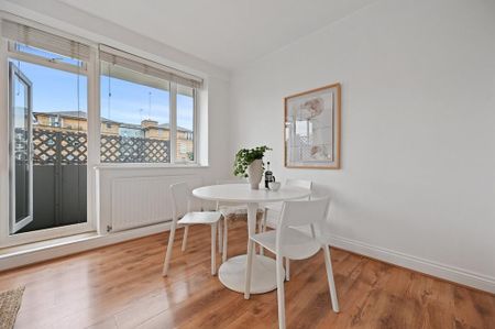 2 bedroom apartment to rent - Photo 2