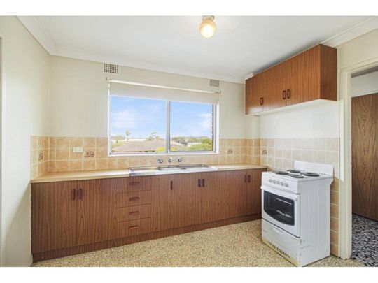 10 / 32 Hoskins Avenue, Warrawong, NSW 2502 - Photo 1