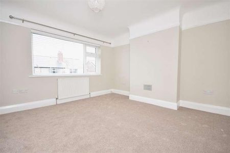 Heather Road, Heswall, CH60 - Photo 4