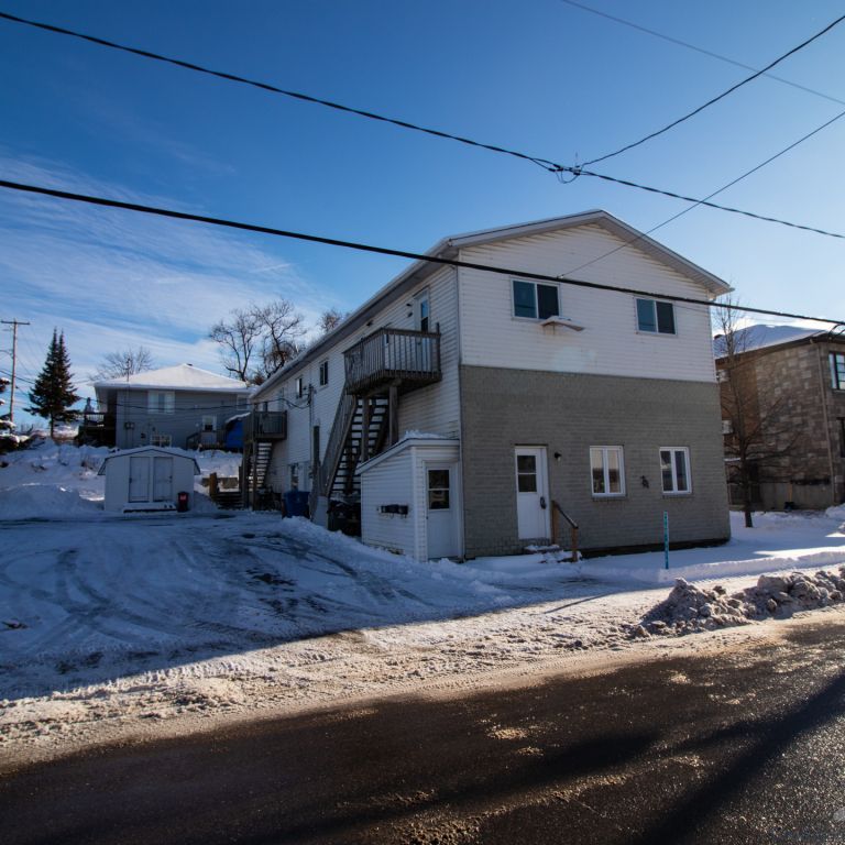 Appartement à Louer - 310 A Rue Bélanger - Photo 1