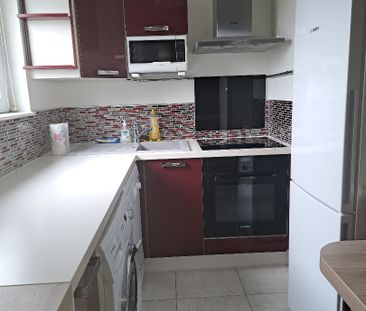 Location Appartement 1 pièce 32m² - Photo 2