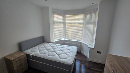 3 bedroom house share to rent - Photo 3