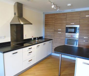 Oldfield Road - Photo 3