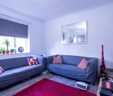 4 bedroom apartment to rent - Photo 1