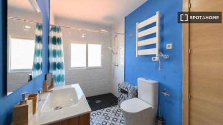 3 room luxury Flat for rent in Madrid, Autonomous Region of Madrid - Photo 2