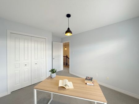 For Lease - 781 Brian Good Avenue, Blossom Park - Airport and Area, Ontario - Photo 4