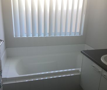 Secret Harbour - Photo 6