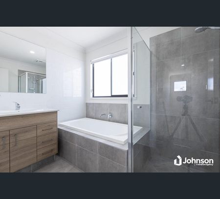 5/8 Sovereign Drive, Deebing Heights, Qld 4306 - Photo 3