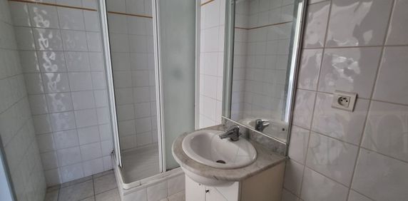 Location Appartement 2 pièces 36m² SUSSARGUES 34160 - Photo 2