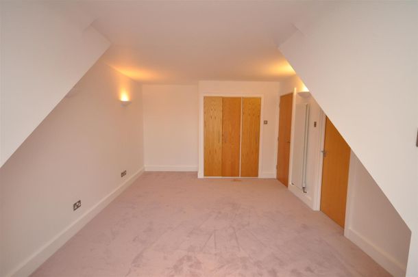 12 Rock Mill Lane, Leamington Spa - Photo 1