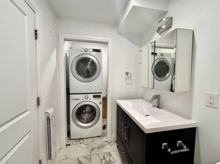 For Lease - 340 Howland Avenue Unit# Lower, Toronto, Ontario - Photo 3