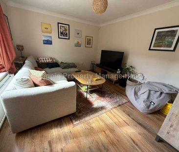 Eaton Socon, PE19 - Photo 1