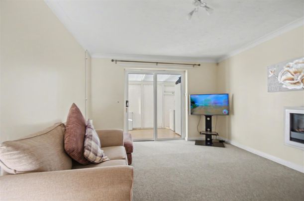 3 Bedroom Bungalow to let - Photo 1