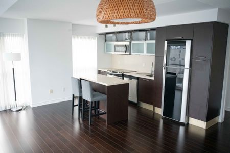 For Lease - 386 Yonge Street Unit# 2310, Toronto, Ontario - Photo 2